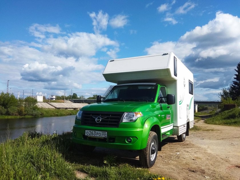 УАЗ профи автодом кемпер