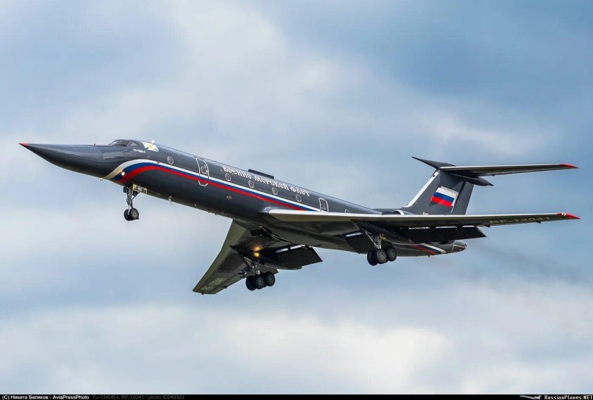 Ту 134 убл самолёт