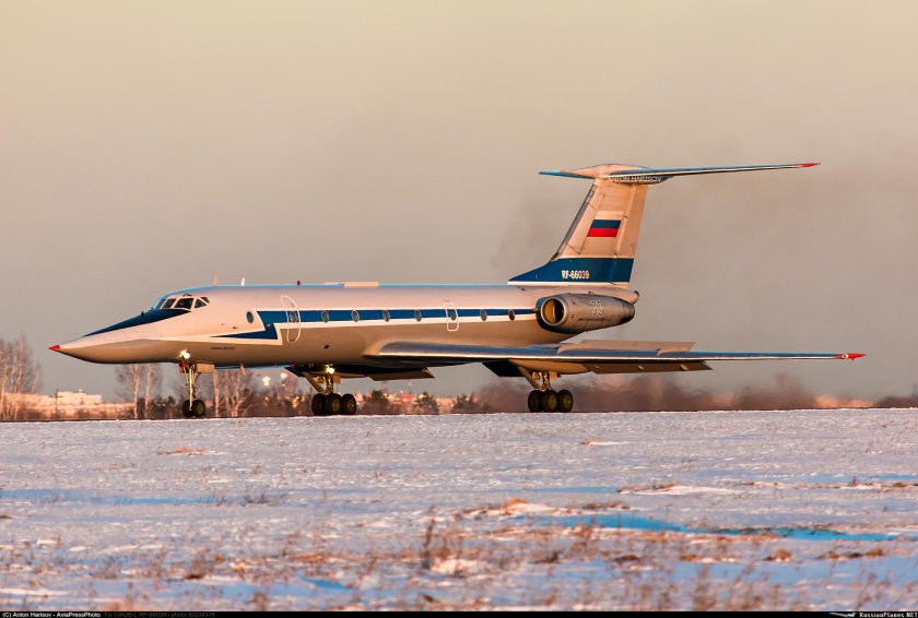 Самолет ту-134 УБЛ