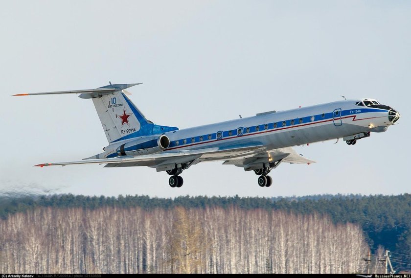 Ту-134убл Волга