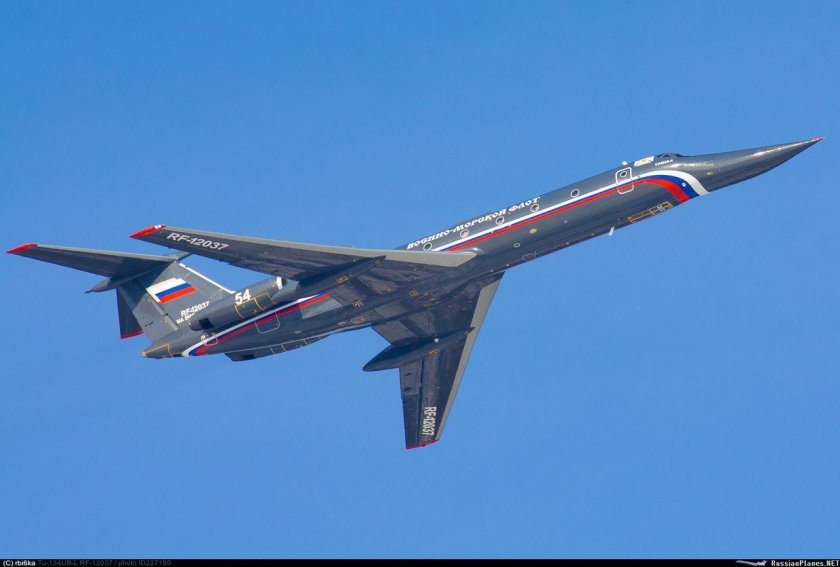 Ту 134 убл самолёт