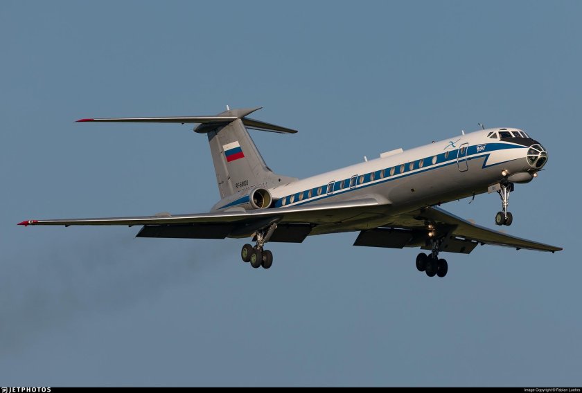 Самолет ту 134