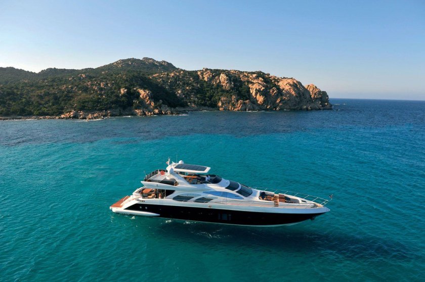 Яхта Azimut 100 Leonardo