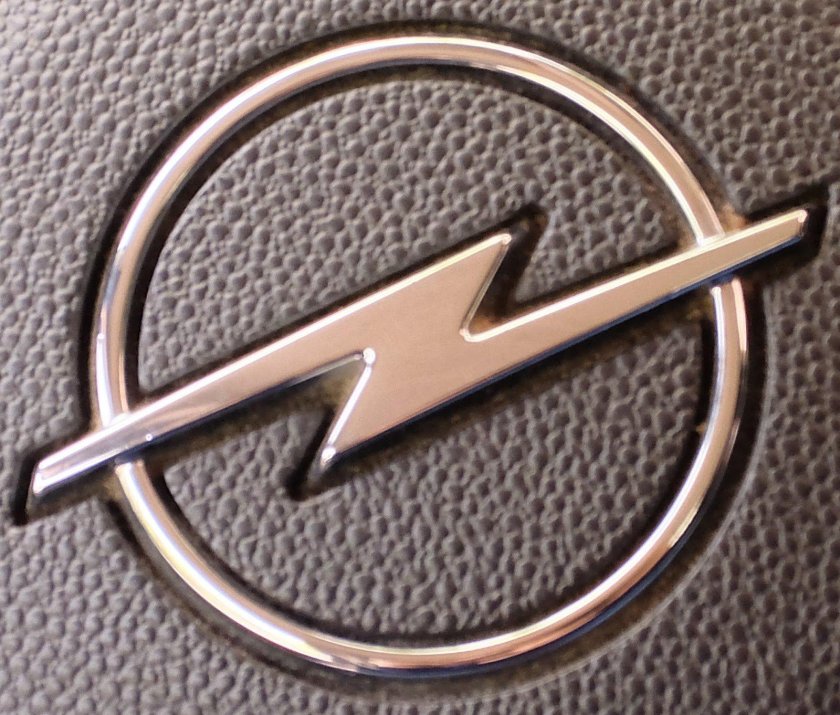 Opel Emblem
