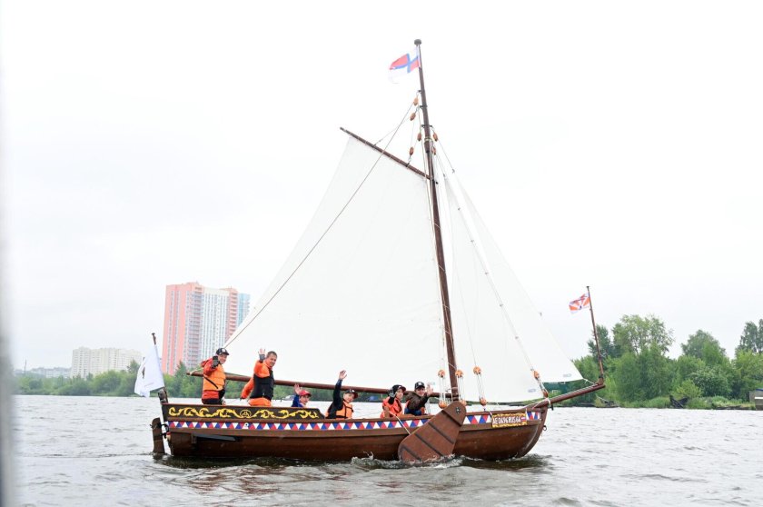 Ботик Святой Николай Петра 1