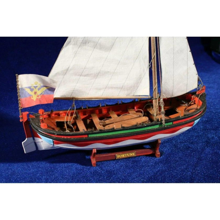 Ботик Петра 1