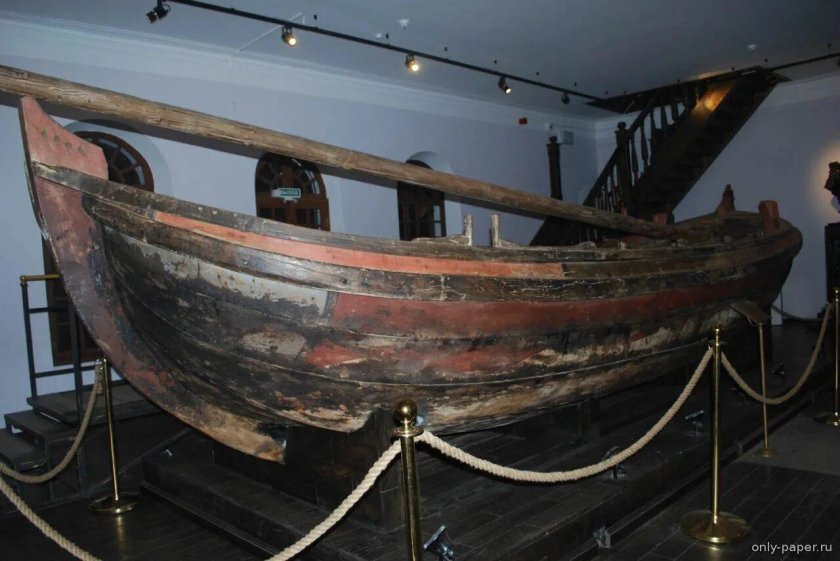 Первый Ботик Петра 1