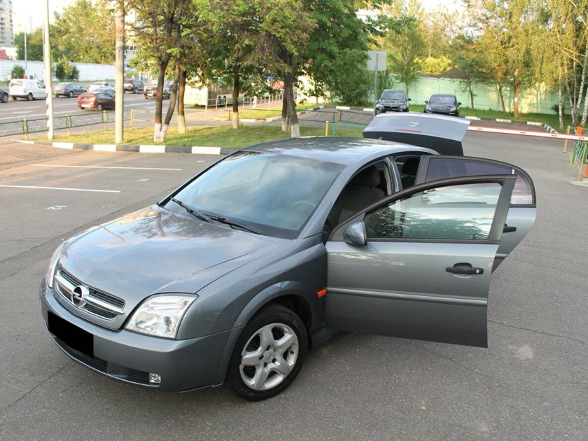 Опель Вектра 2003