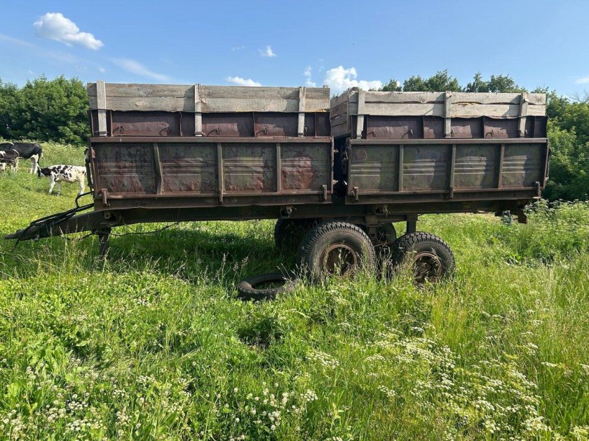 Прицеп тракторный 2 птс 4