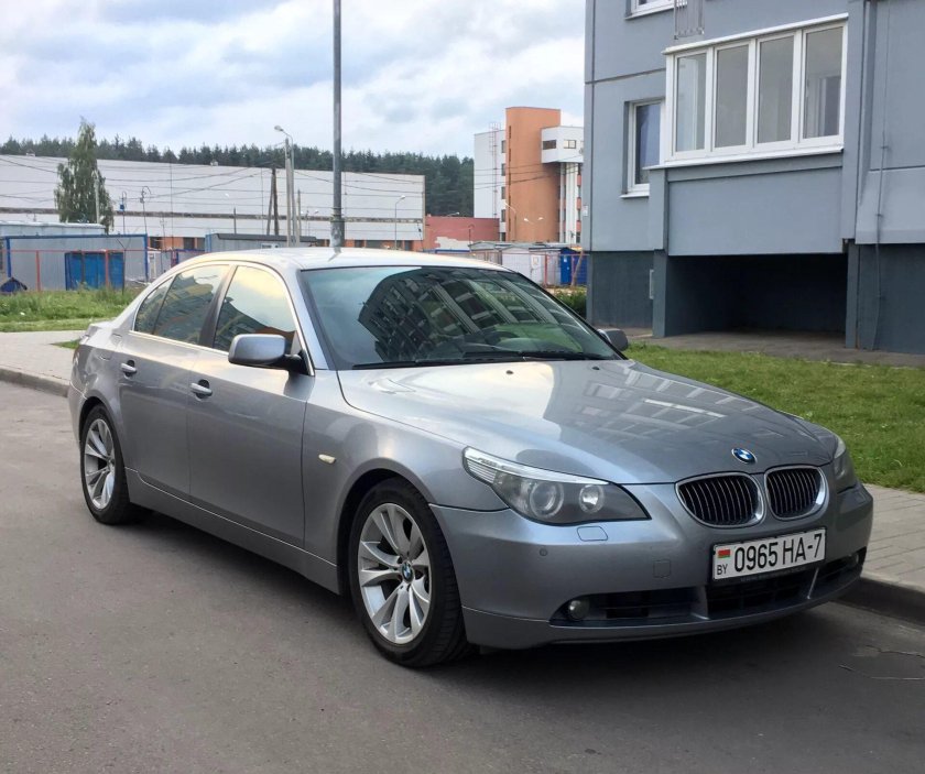 BMW 5 2004