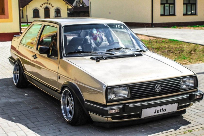 Фольксваген Джетта 1