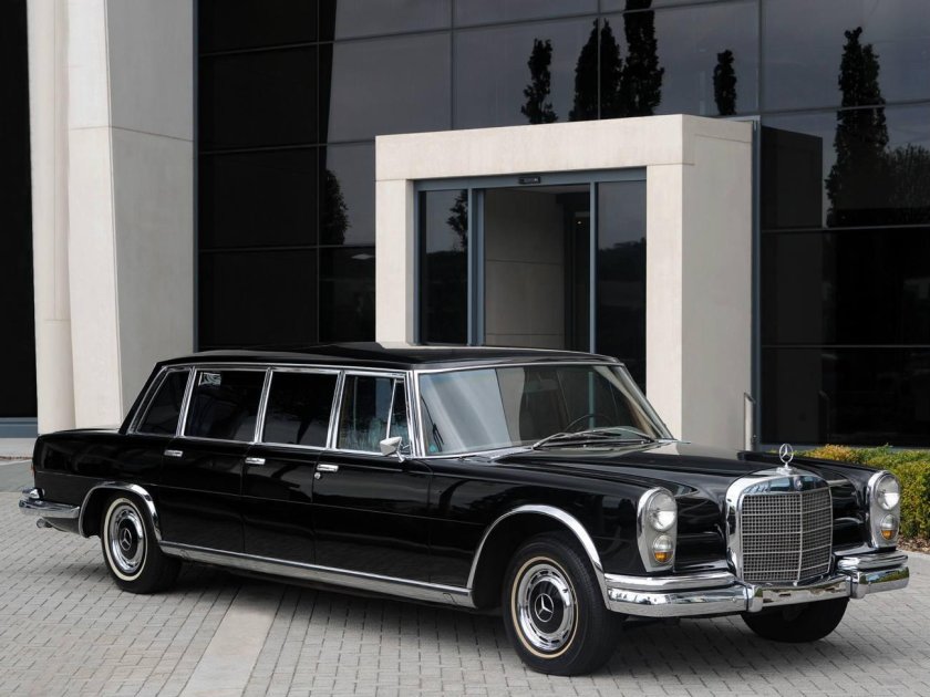 Mercedes-Benz 600 Pullman Limousine