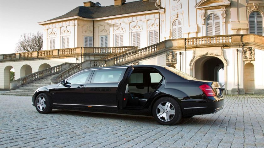 Mercedes-Benz s600 Pullman Guard