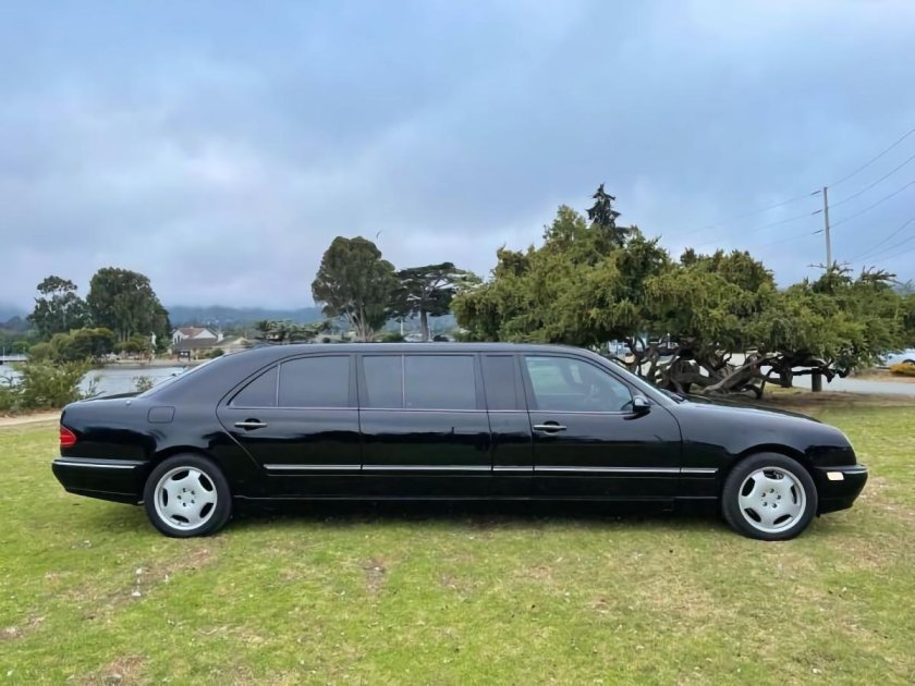 Мерседес лимузин