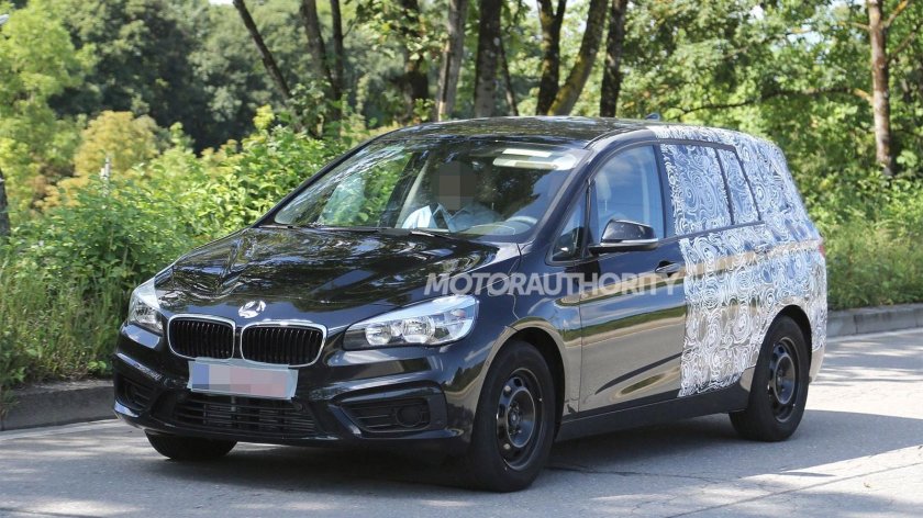 БМВ 2 7 местный