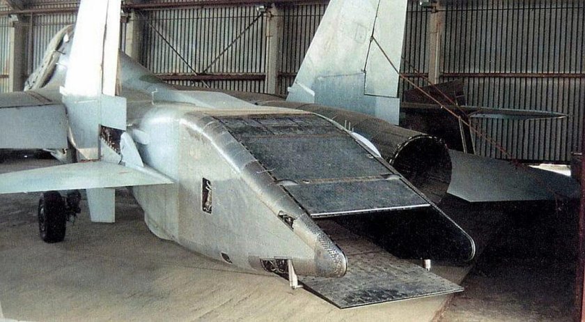 Су-27 с плоским соплом