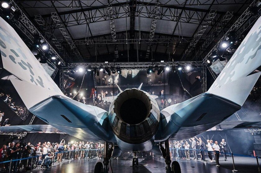 Су 75 самолет Макс 2021