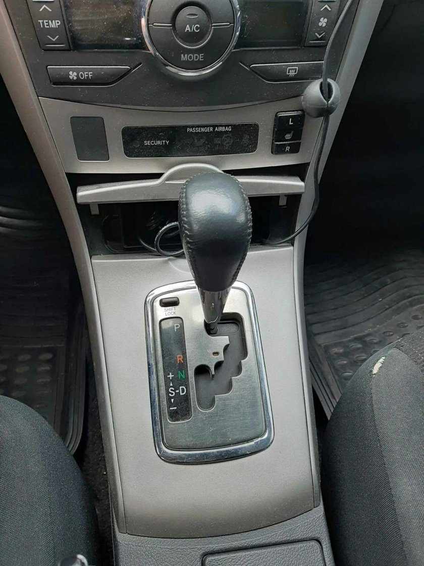 Toyota Corolla 2007 робот коробка