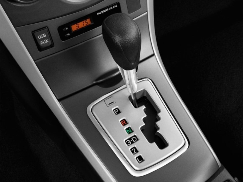 Тойота Королла 2008 автомат