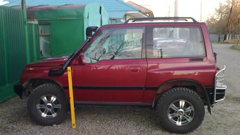 235 75 R15 Сузуки эскудо