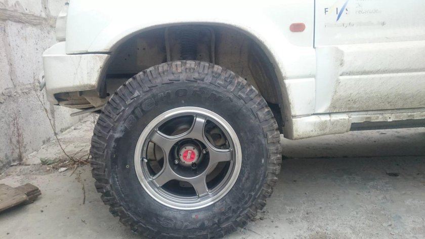 Эскудо на 245/75/16