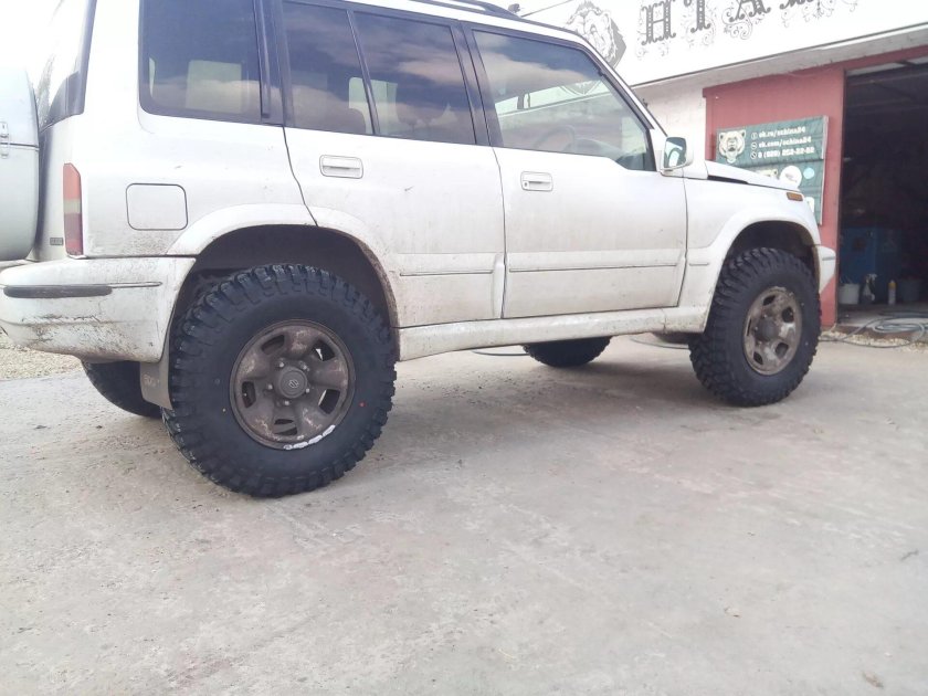 235 60 16 На Сузуки эскудо 2001