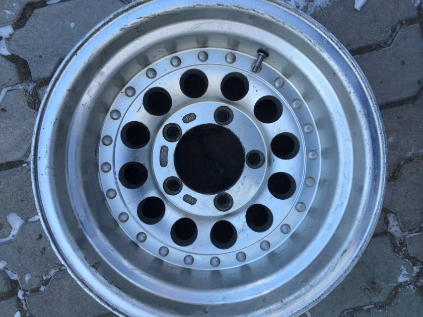 Литье эскудо Сузуки 2005