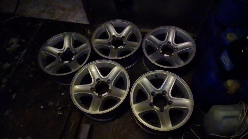 Диски Сузуки эскудо r16 1997