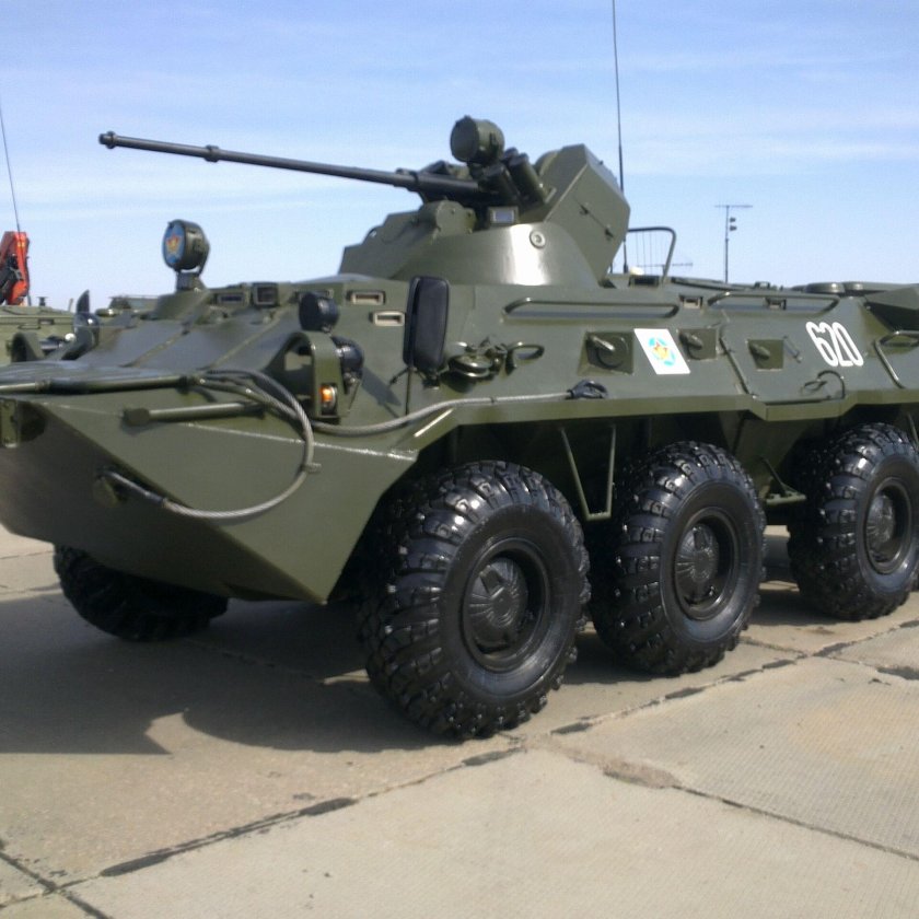 БТР-82 бронетранспортёр