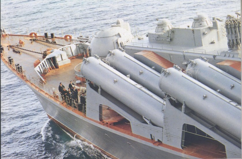 Крейсер "Варяг" проекта 1164 "Атлант"