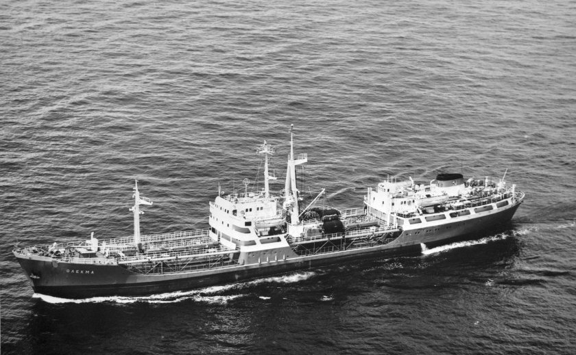 Танкер Олекма