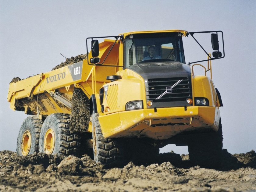 Самосвал сочлененный Volvo a35f