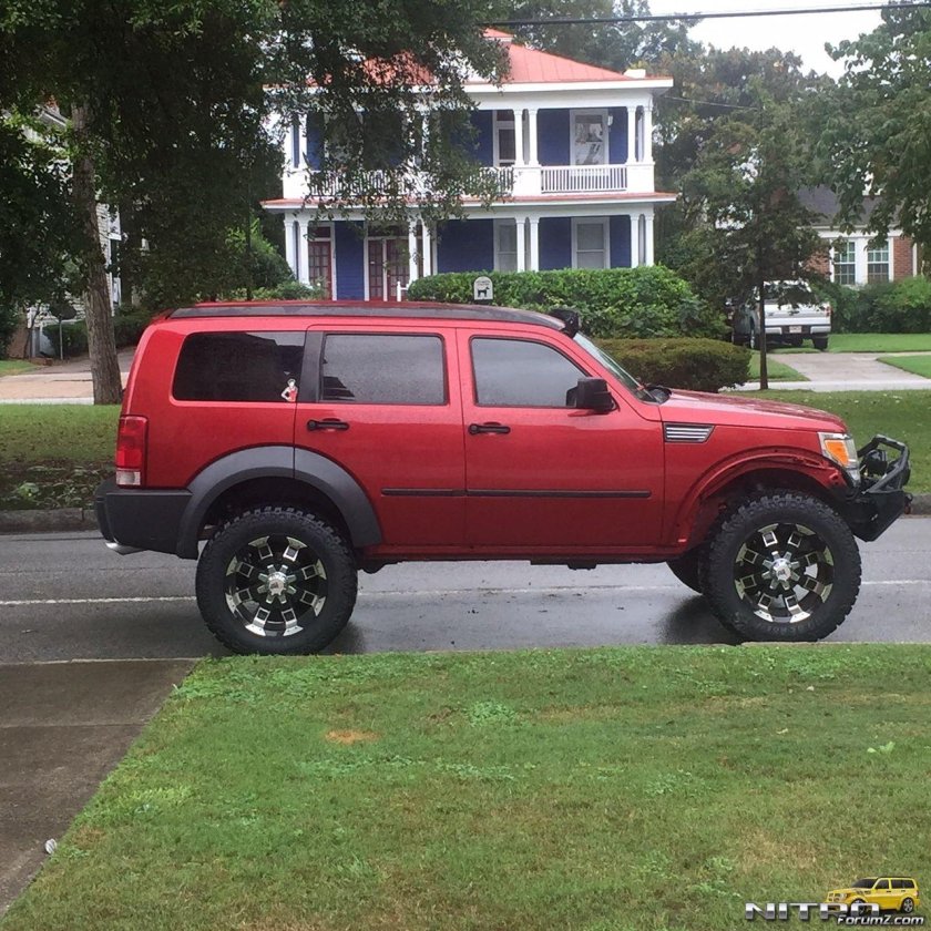Dodge Nitro off Road