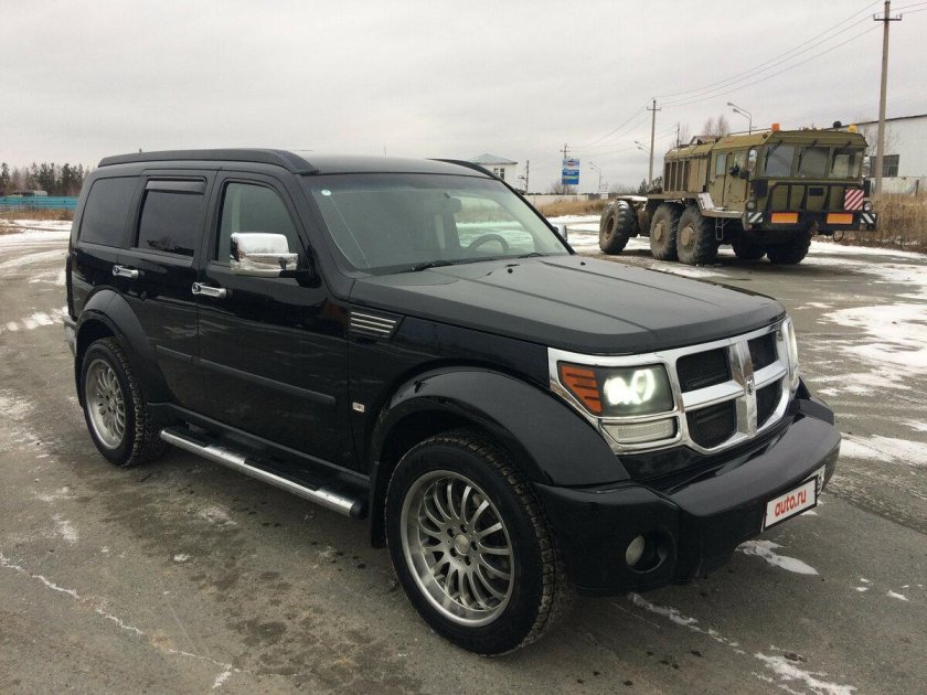 Додж нитро 2007 черный
