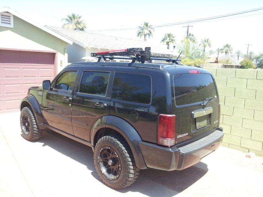 Dodge Nitro off Road