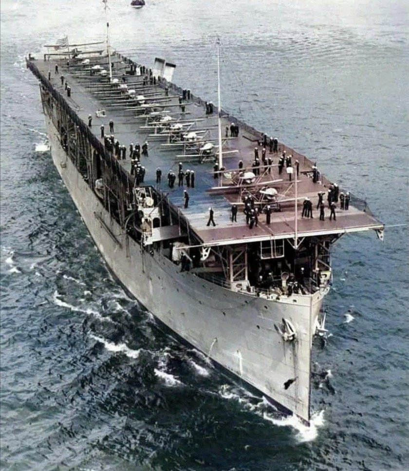 Авианосец Лэнгли