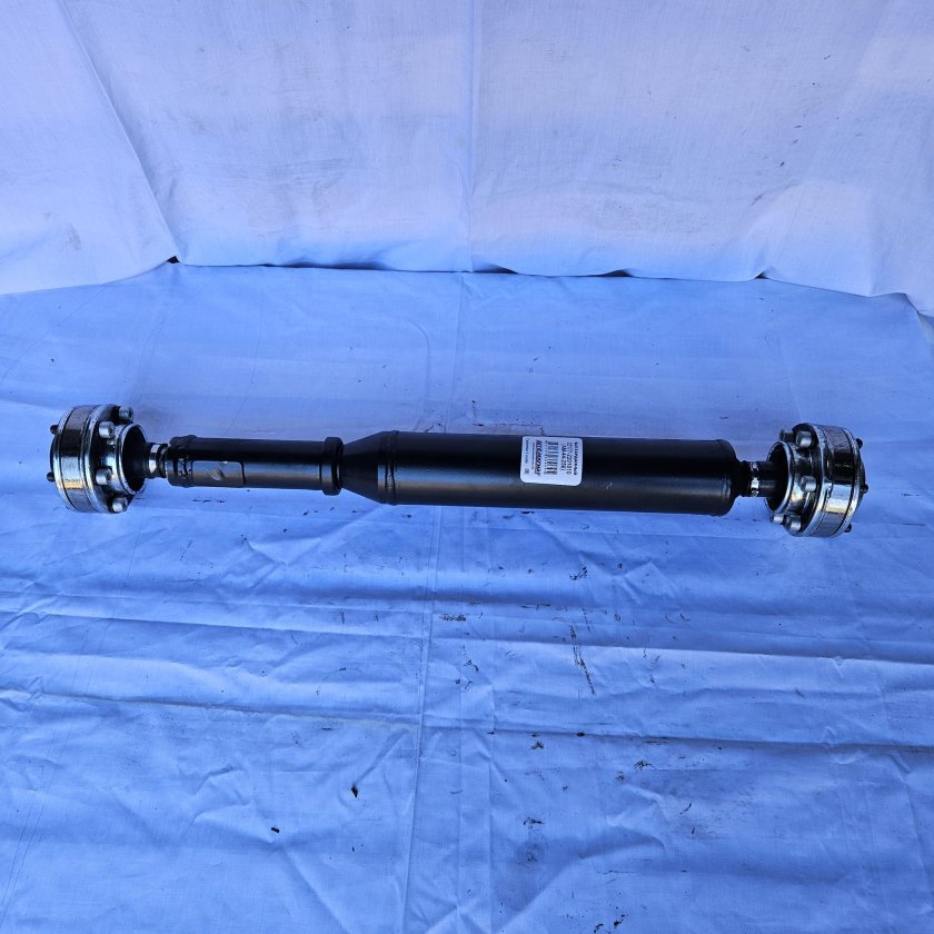 Вал карданный промежуточный 270572202010