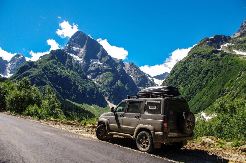 УАЗ Патриот джиппинг