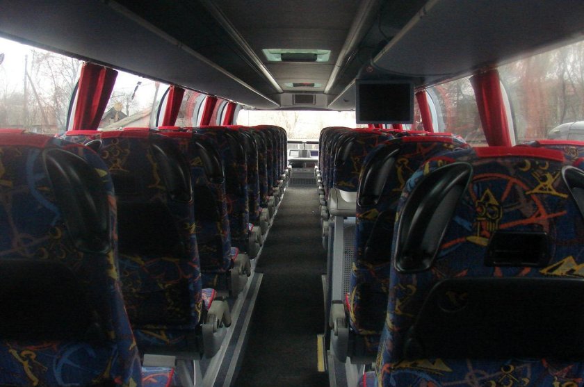 Автобус Неоплан 117/3