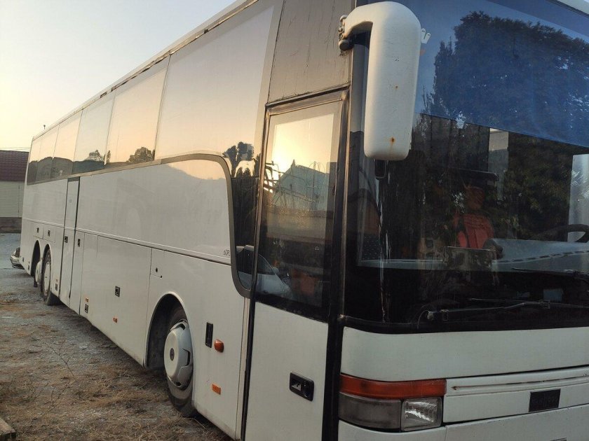 Белес автобус