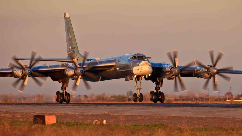 Стратегический бомбардировщик ту 95 мс