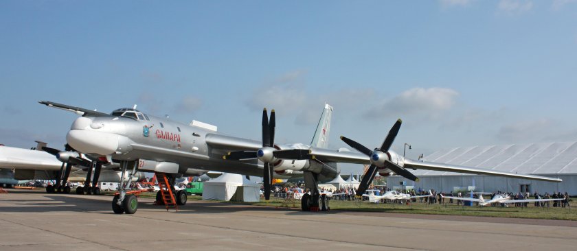 Стратегический бомбардировщик ту-95мс