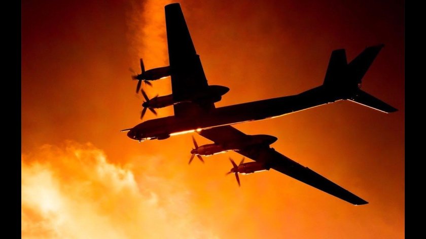 Ту-95 самолет