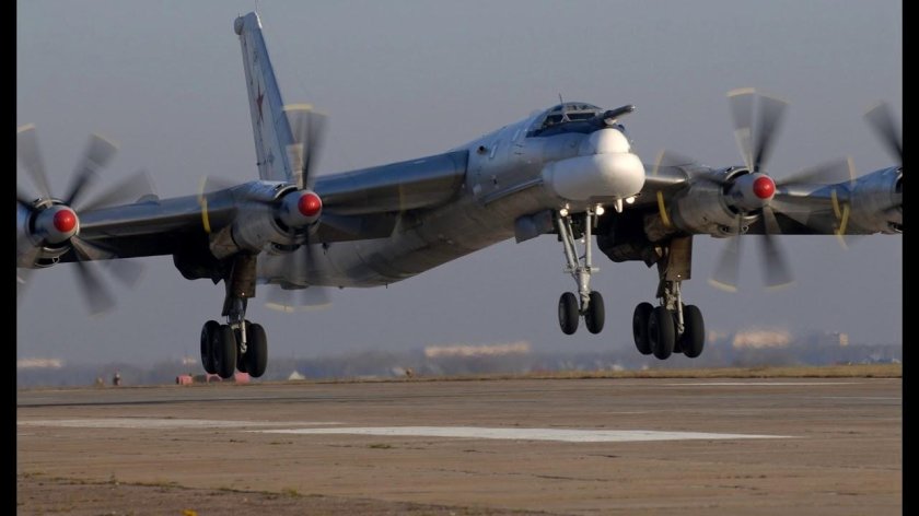 Бомбардировщик ту-95мс