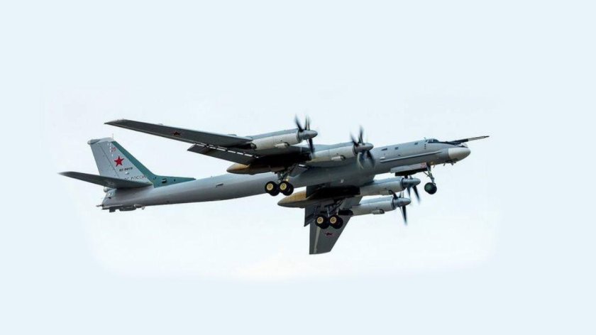 Бомбардировщик ту-95мс