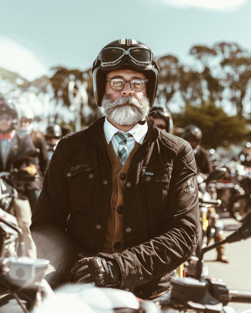 Хипстер байкер