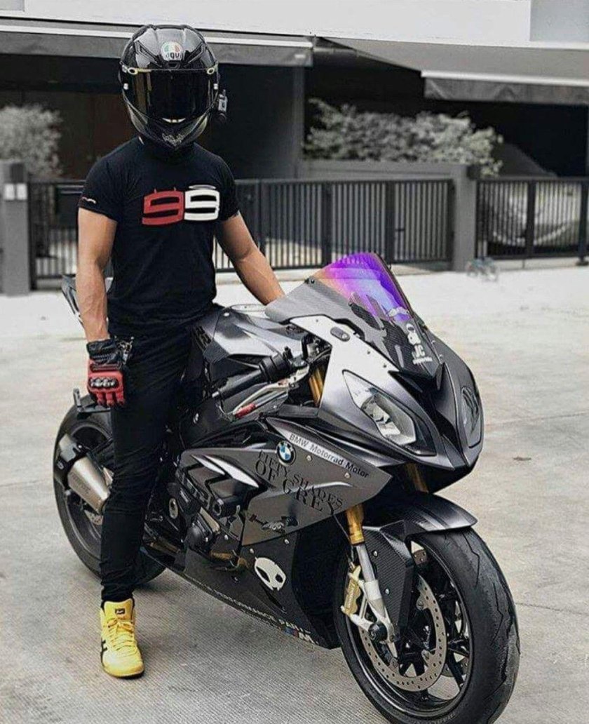 Фотосессия мотоциклиста