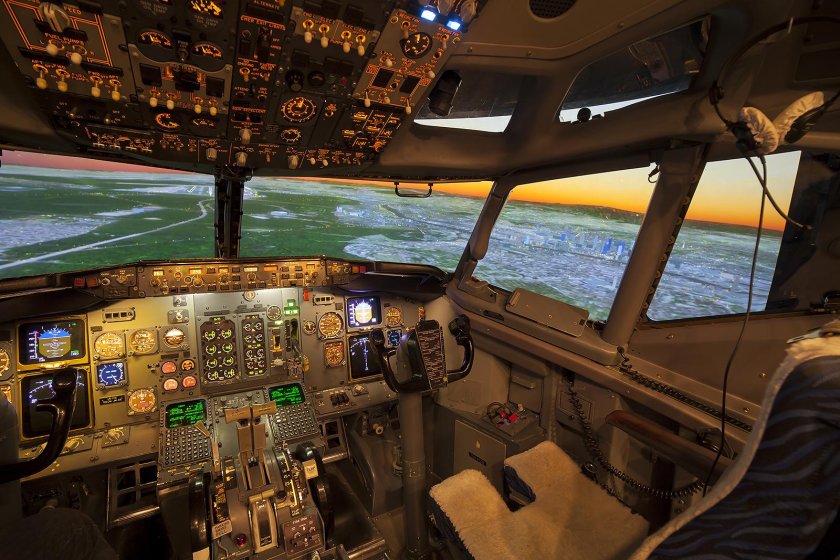 Boeing 737-300 кабина