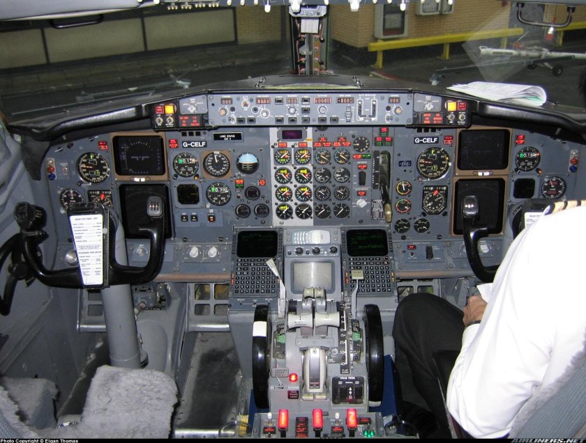 Боинг 737 400 кабина