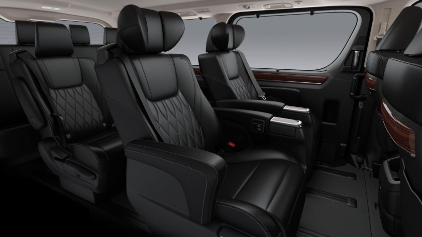 Тойота Hiace 2021 салон